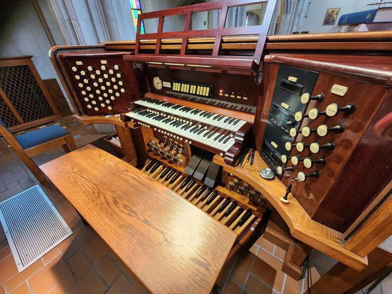 Buzard-organ2.jpg