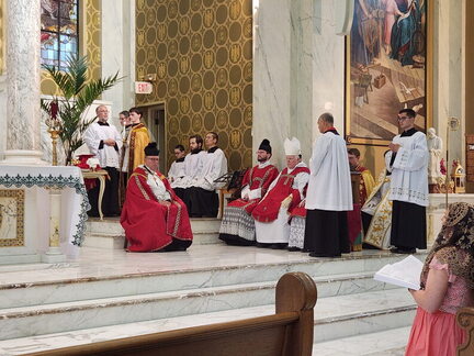 Pontifical5